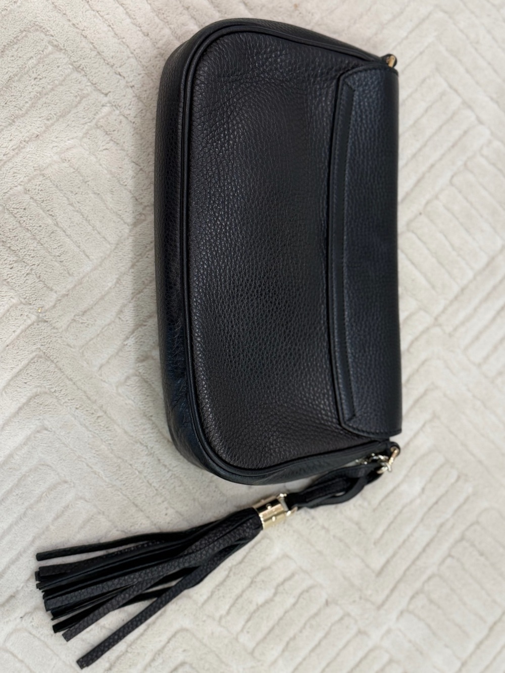 Gucci Black Pebbled Leather Crossbody with Gold Chain - Picture 5 of 5